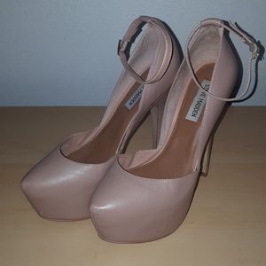 Steve Madden Strappy Pumps